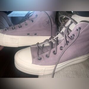 Platform pastel converse women US 8 length 24.5cm.